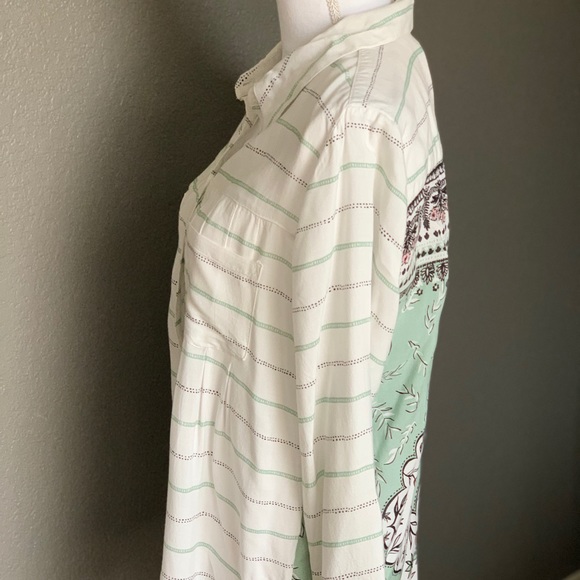 Long sleeve button down women’s blouse - Picture 2 of 4